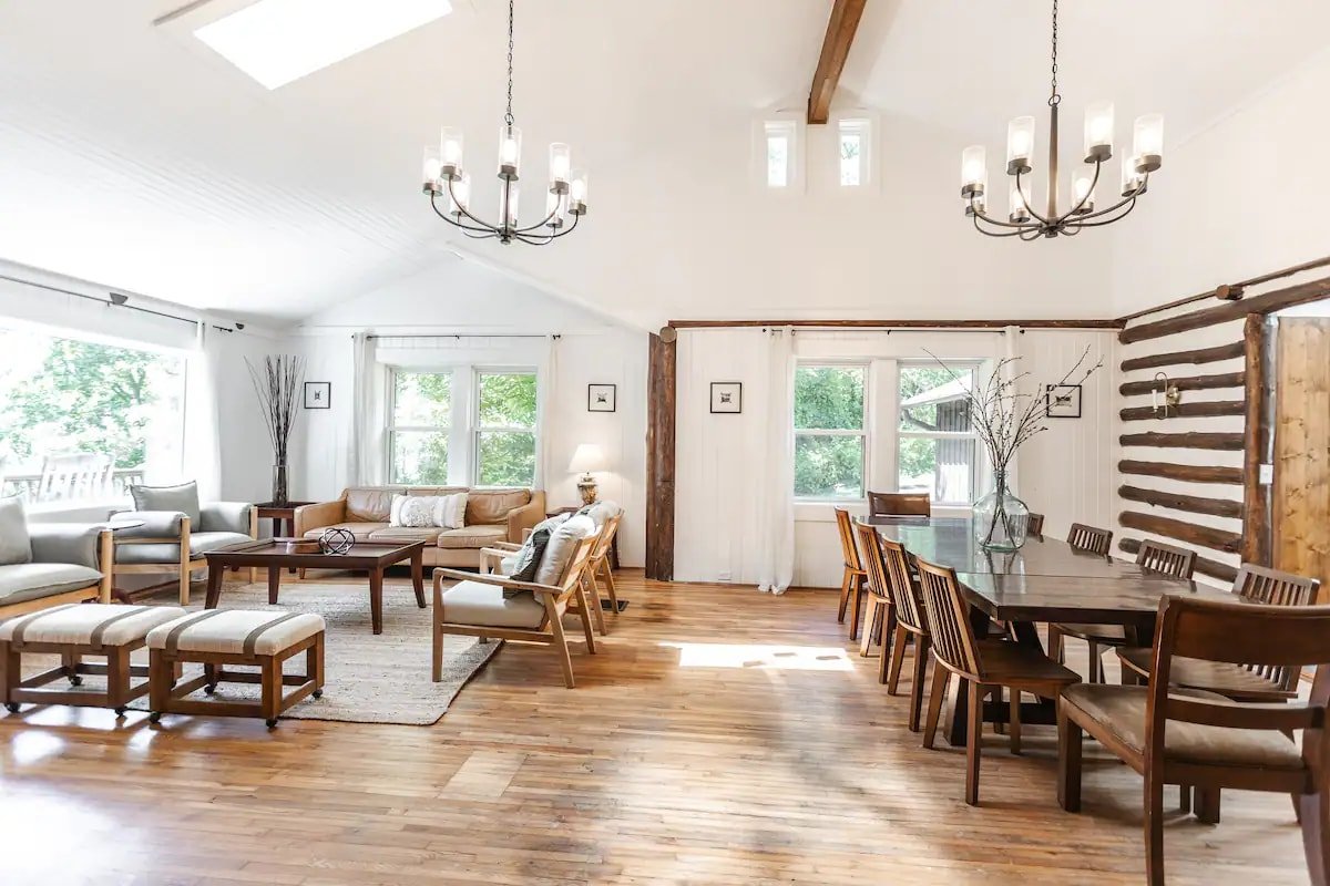 Mountain Majesty: Luxe Lodge on 4 Acres, Asheville gallery image 2