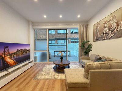 Sydney CBD Renovated Large Terrace King, Queen 5BR