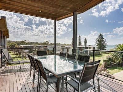 Regency Beach Family House