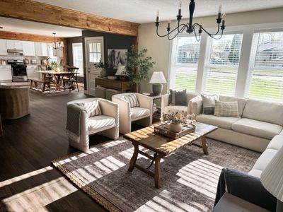 Cozy home, Central Location, King Bed