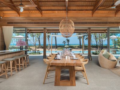 5 Bedroom Beachfront Villa on Natai Beach, Phuket