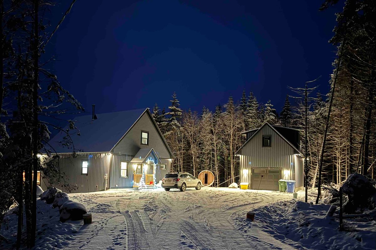 Crabbe Mountain retreat