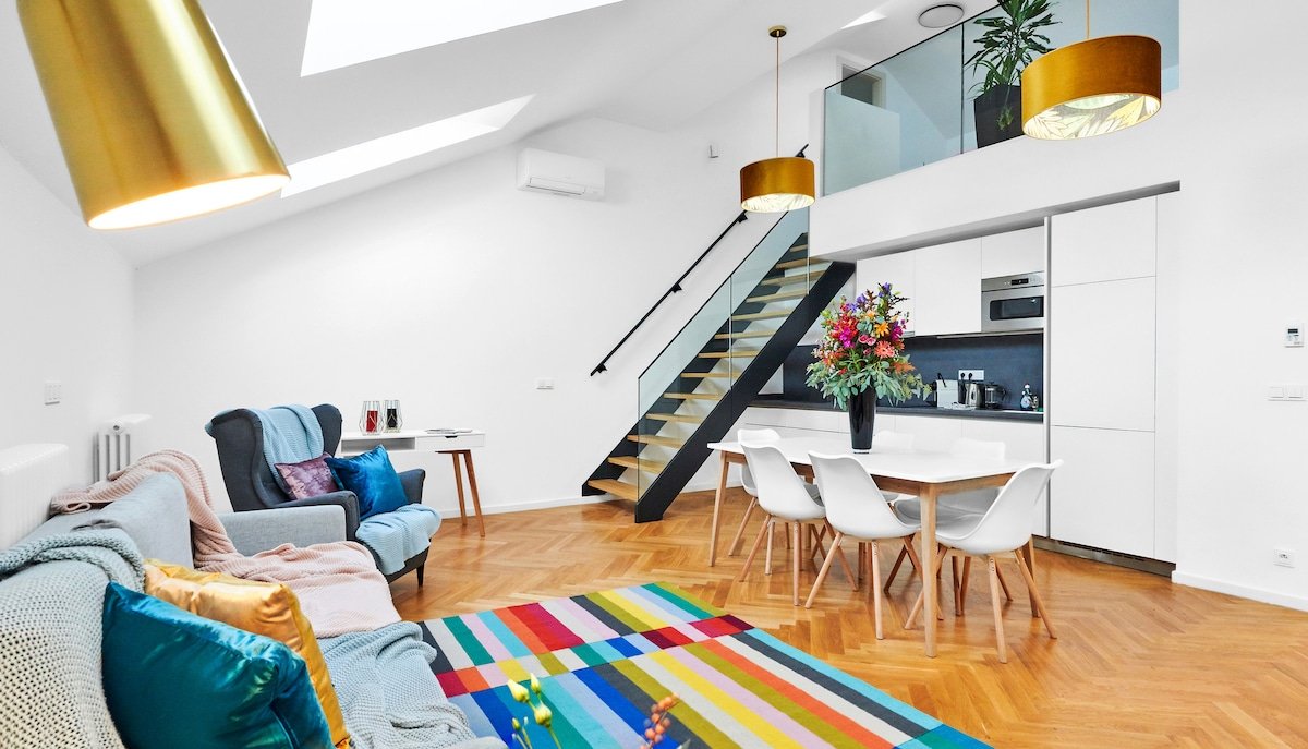 Bright Old Town 3-bedroom Apartment (6D) gallery image 2