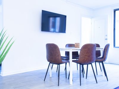 Stunning 2-UNIT Rental // Only STEPS Away from The White House