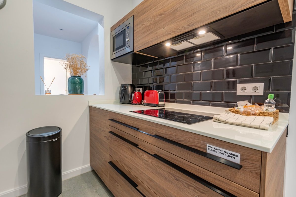 Large apartment in Malasaña – 3 bedrooms gallery image 4