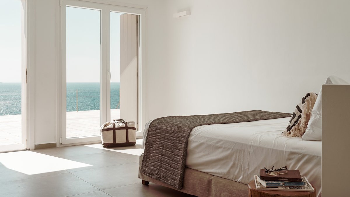 “Sunset Dream” by Aqualiving Villas gallery image 4