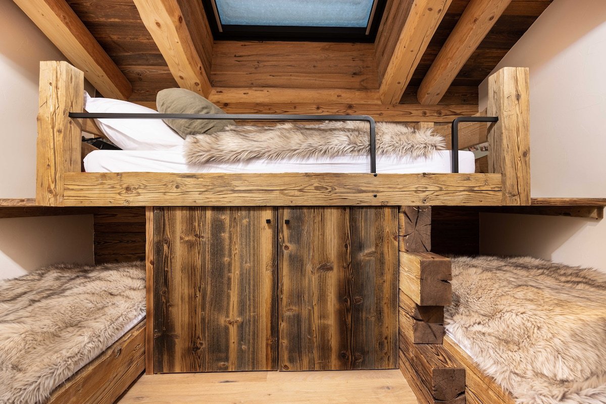 Chalet Nazarin Ski in/out 5* piscine intérieure gallery image 2