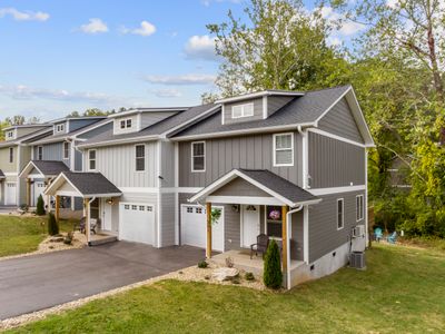 Sleeps 19 | 0.5mi to DT Asheville | BBQ