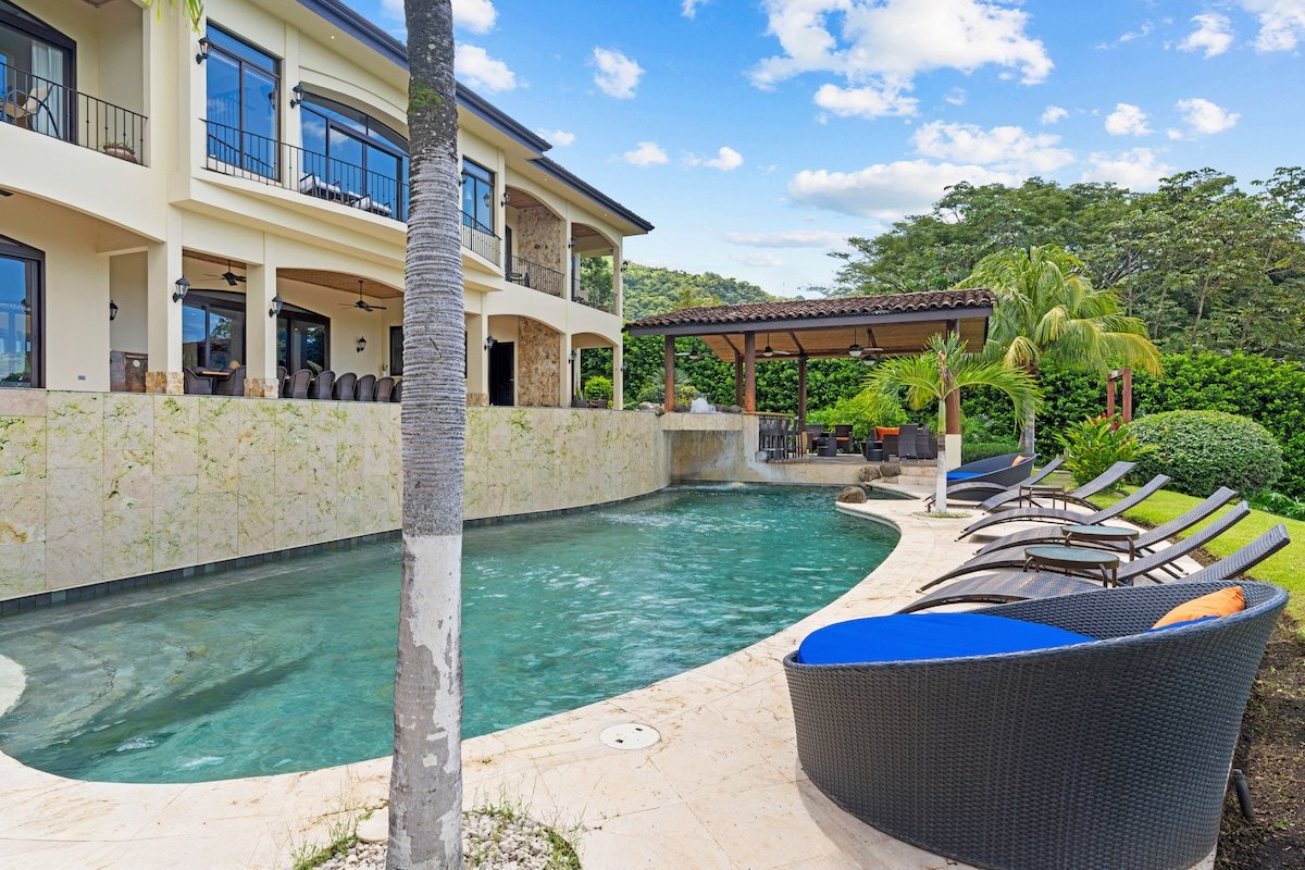 Luxury 8BR Oceanview Villa with Chef & Concierge gallery image 2