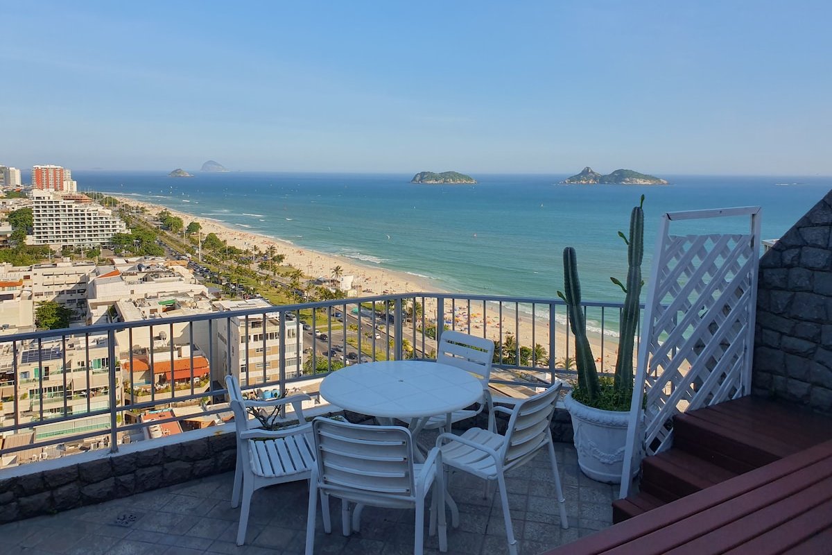 Cobertura frente mar com piscina e churrasqueira gallery image 2