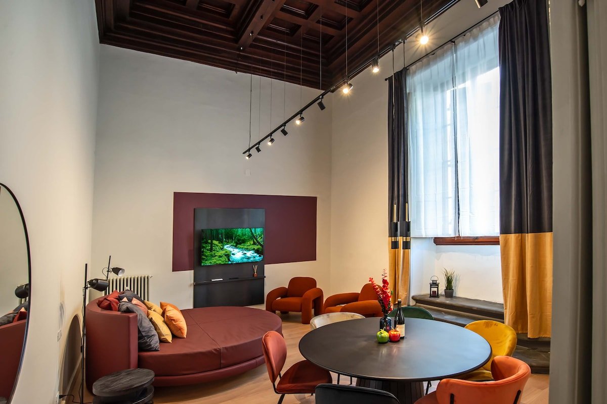 MDR Crystal Apartment gallery image 3