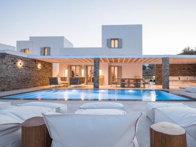 Luxury Design Dreamy Villa in Antiparos beach Gree