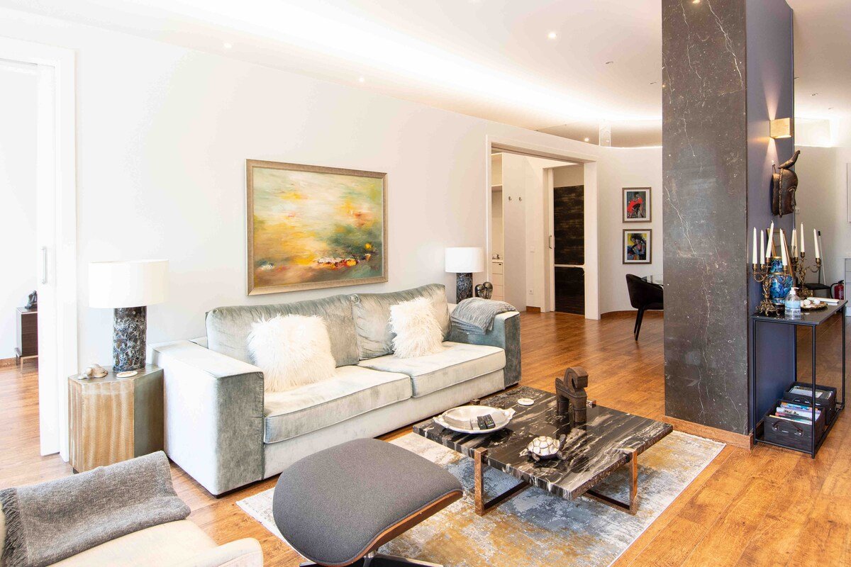 Elegant 2 bdrm Luxury in Historical Baixa, Lisbon gallery image 5