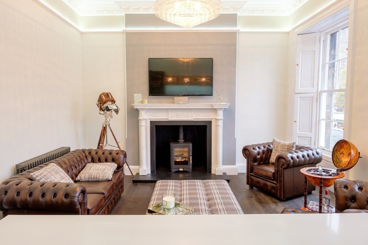 Central Luxury Townhouse *HEART OF STOCKBRIDGE* gallery image 4