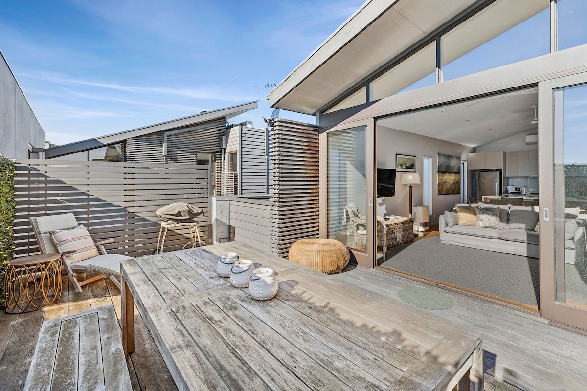 Clifford Retreat – location location! gallery image 5