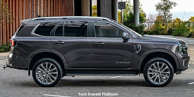 FORD EVEREST 3.0D V6 PLATINUM B6 AWD A/T - 63 