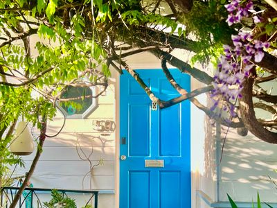 New Bungalow by the Sea, Venice Beach