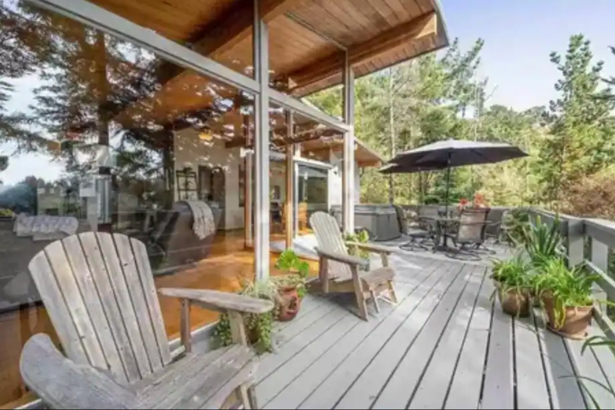 Dream Redwood Getaway: Hot Tub, Views, Hiking