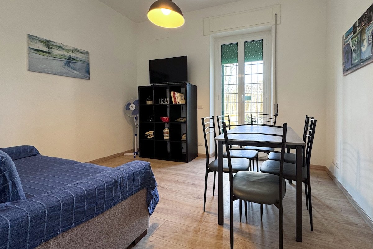 Tuscolana Suite 1 • Private terrace, Metro nearby gallery image 2