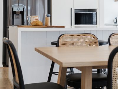 Modern Luxury Coastal Oasis