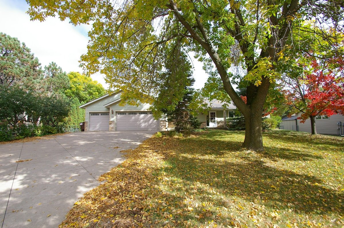 Colby Lake Place, On Colby Lake gallery image 5