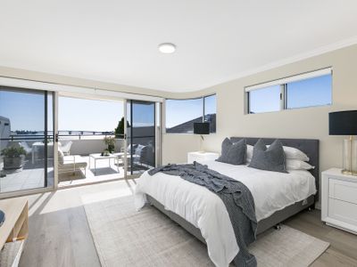 Stylish 3-bedroom rental with water views