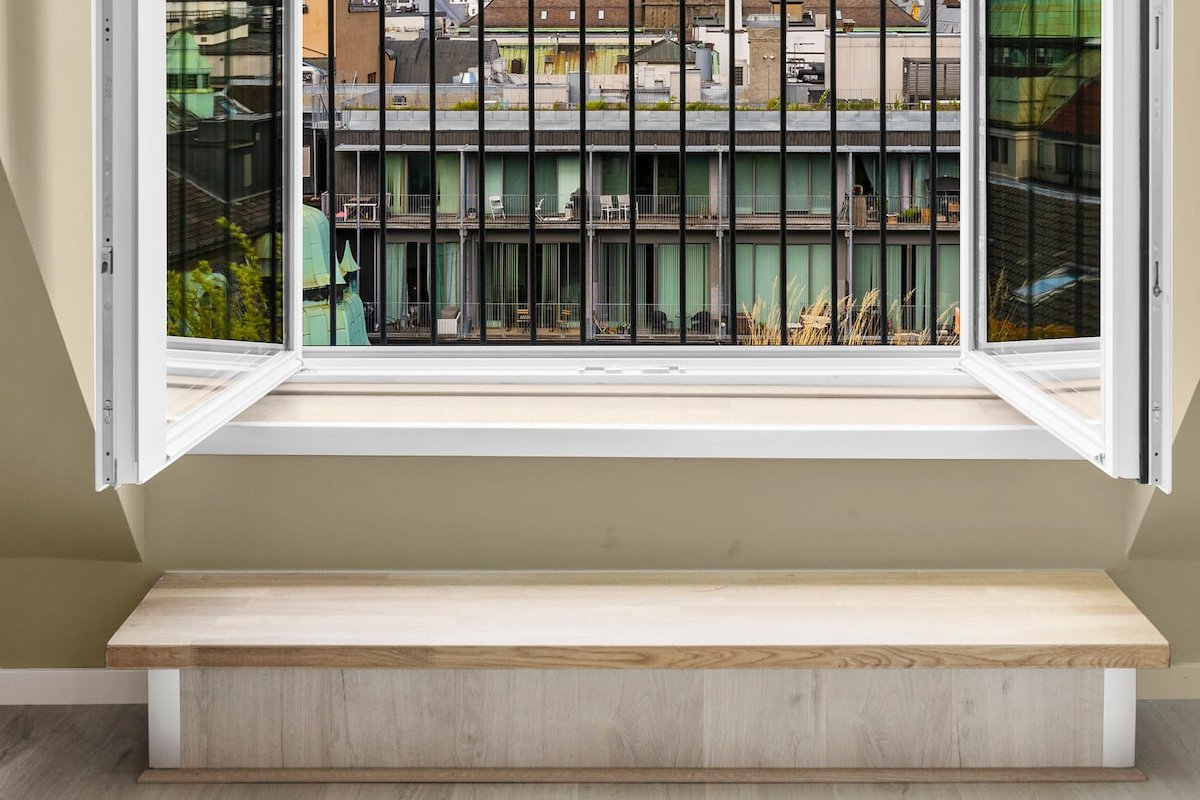 2BR City Center Apt: Opera + Munch + Royal Views gallery image 4