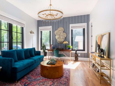 Ridgegold – Modern Designer Retreat in Atlanta!