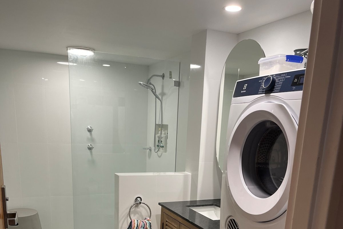 Oceanside 21 – Beach House on the Dunes! gallery image 4