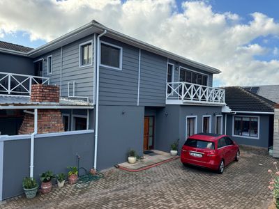 The White House in Fabulous Fish Hoek