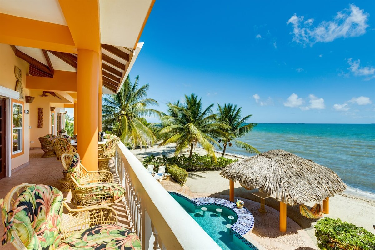 Villa 99-Stunning 4BR Townhouse-Beachfront-w/ Pool gallery image 2