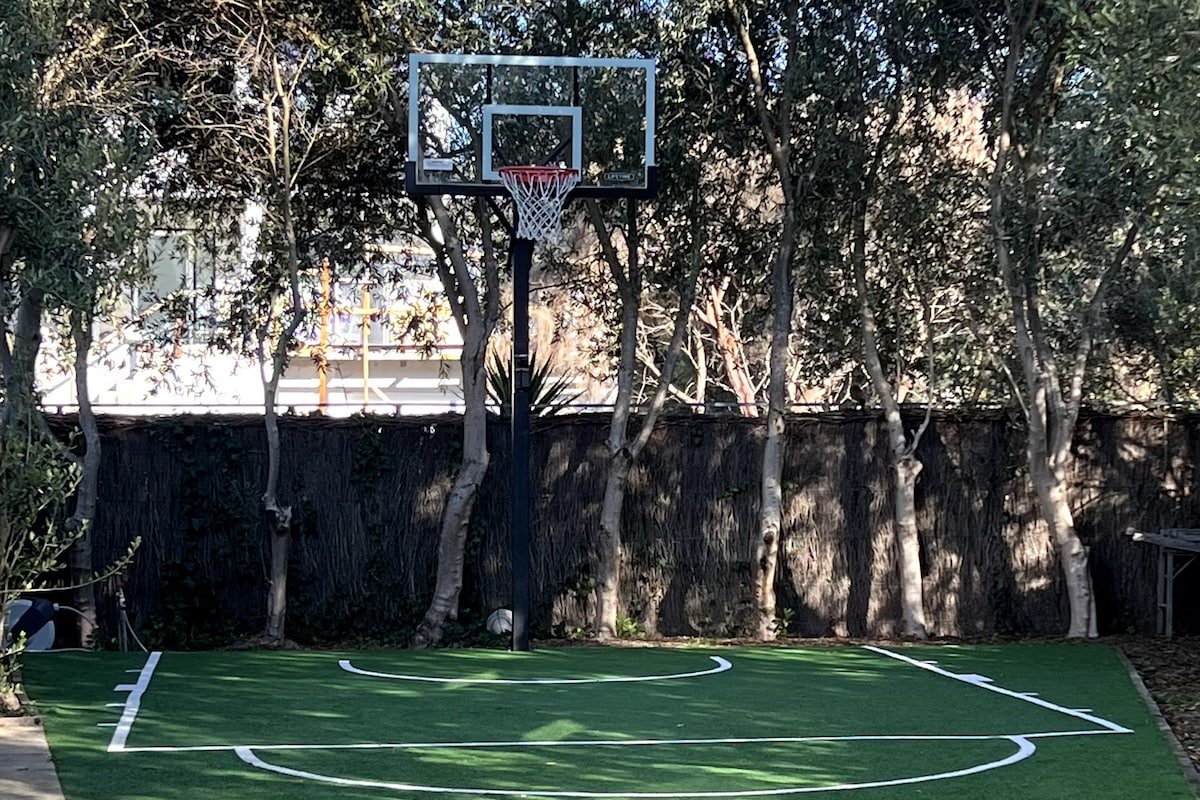 Belle Azure – Pool, Basketball, families and Pets gallery image 5