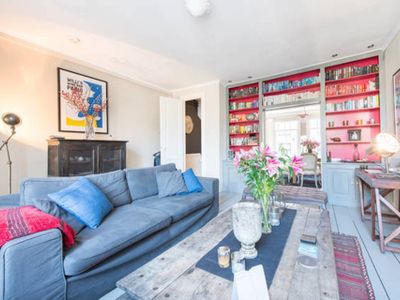 Stylish Amsterdam Pad – whole apt to yourself!