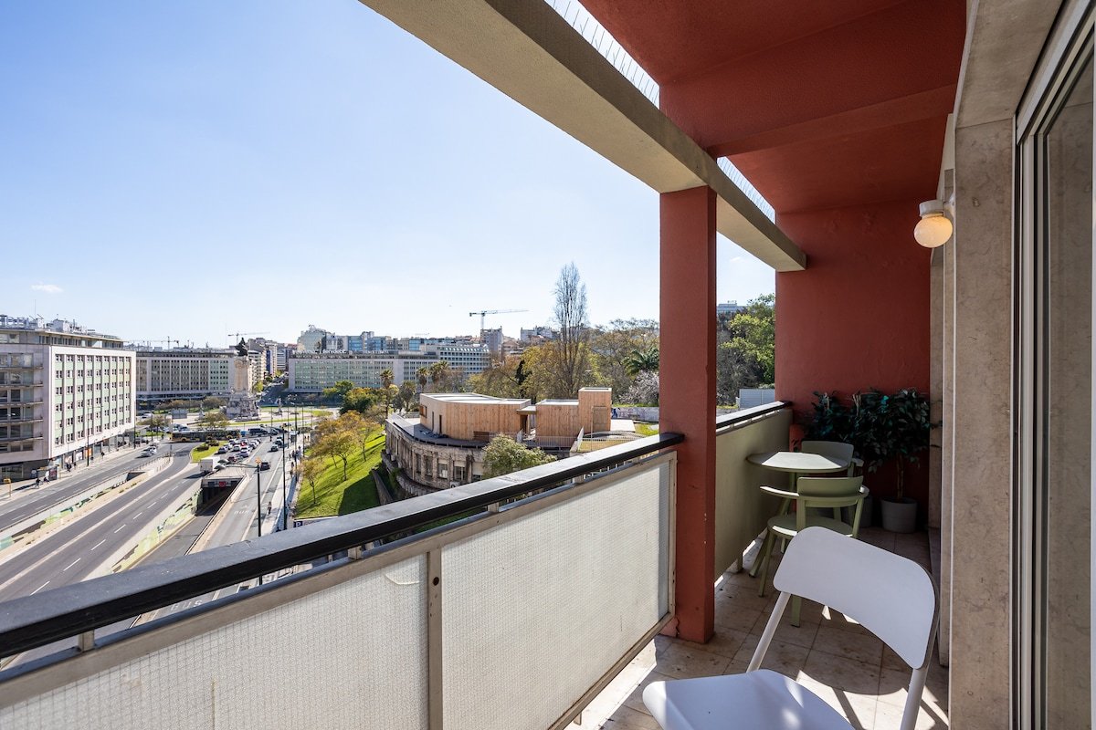 Home Out- Apartment w/8 Suite at Marquês de Pombal gallery image 5