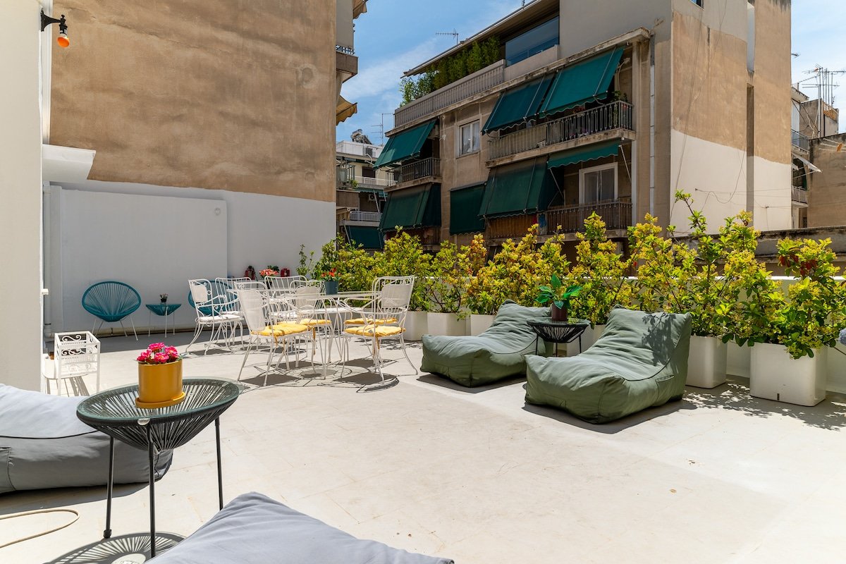 Unique 2floorΗouse& PVt Terrace& Jacuzzi gallery image 4