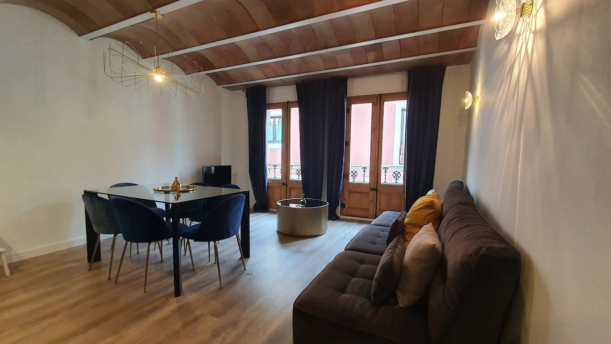 Ideal 2 bedroom apartment in the Gothic quarter gallery image 4