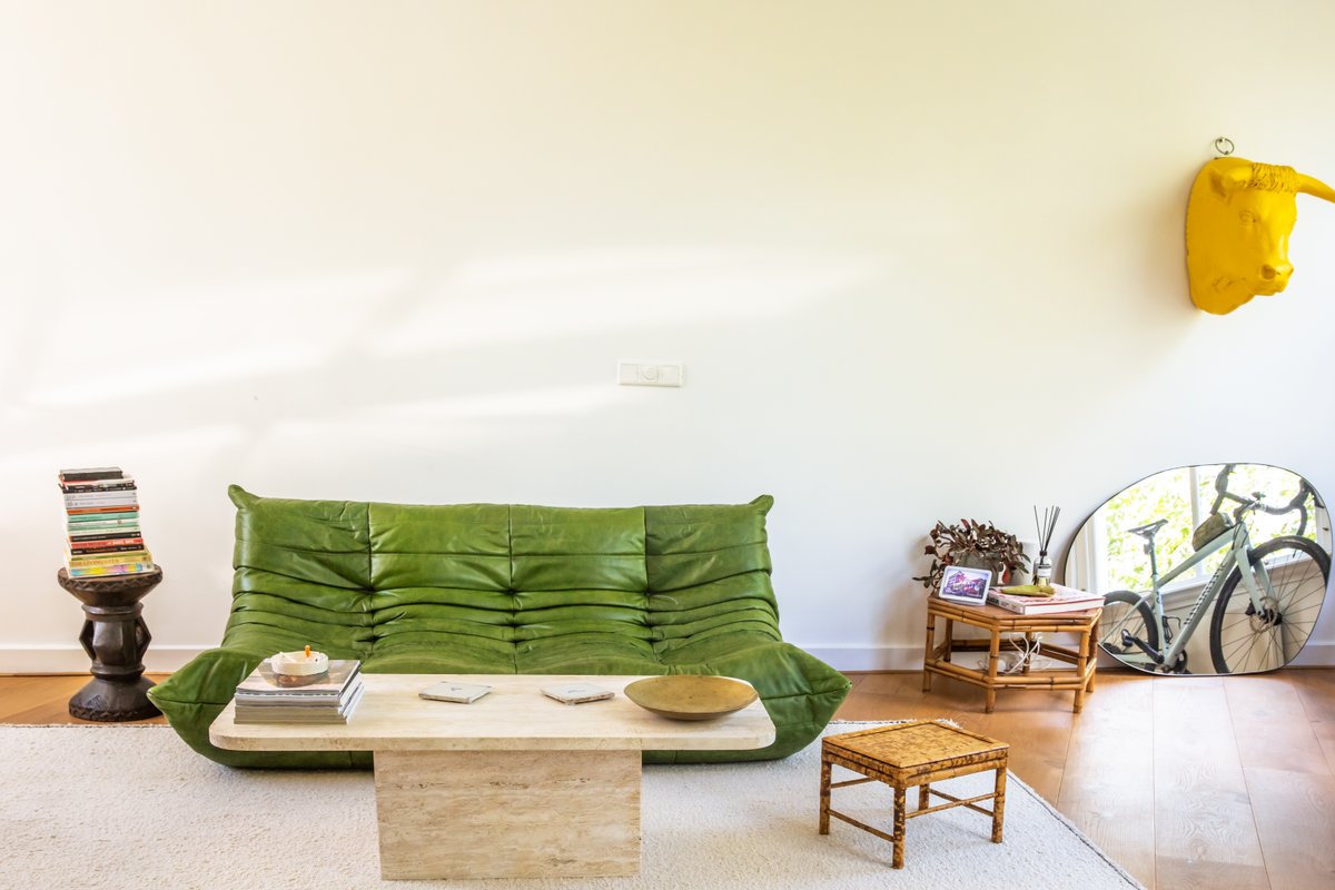 Historic canal-side apartment in Central Amsterdam