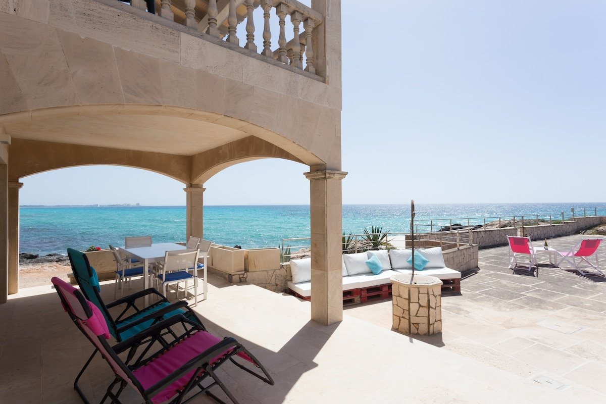 Casa con acceso directo al mar. gallery image 2