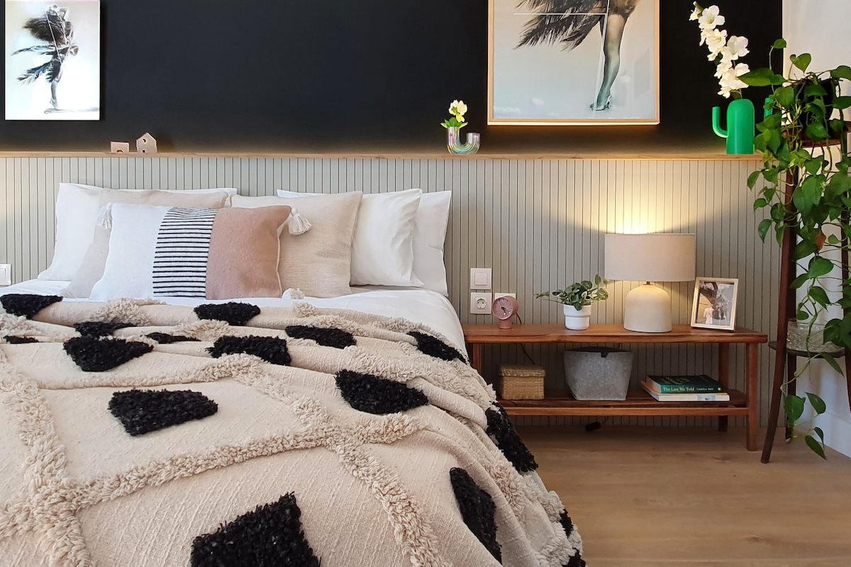 Artistic Apartment Next to The Acropolis II gallery image 2