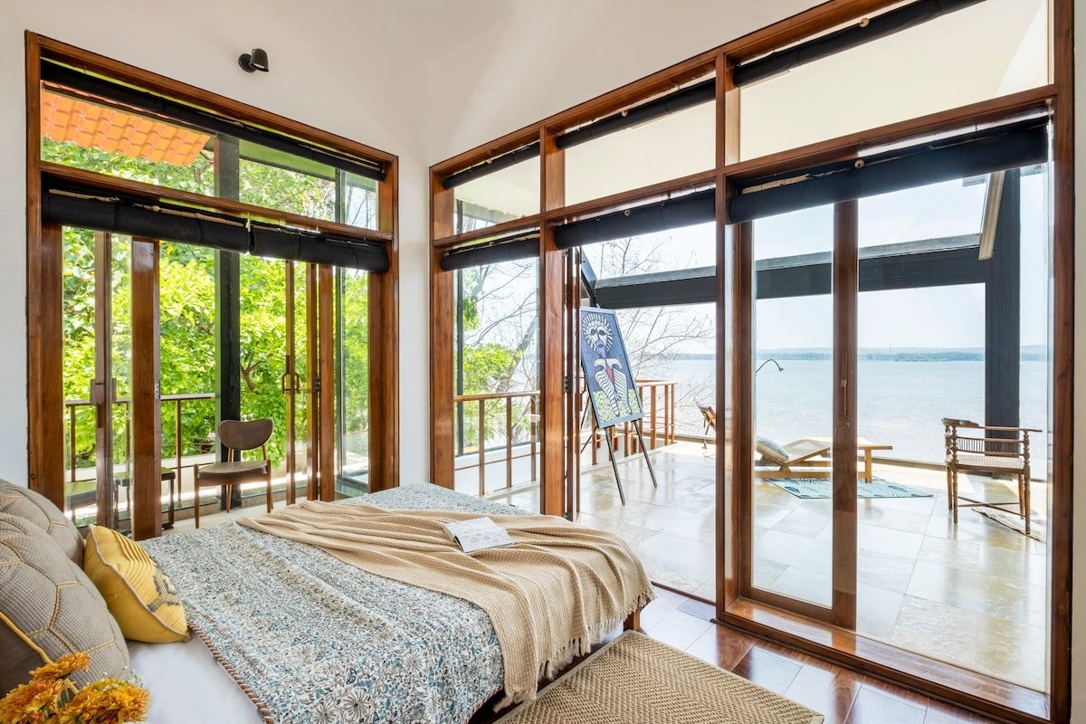 Glasshouse On The Bay gallery image 5