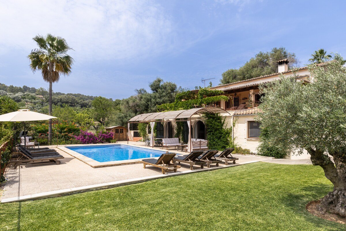 La Coma – 5 bedroom villa with private pool, table tennis, BBQ. gallery image 5