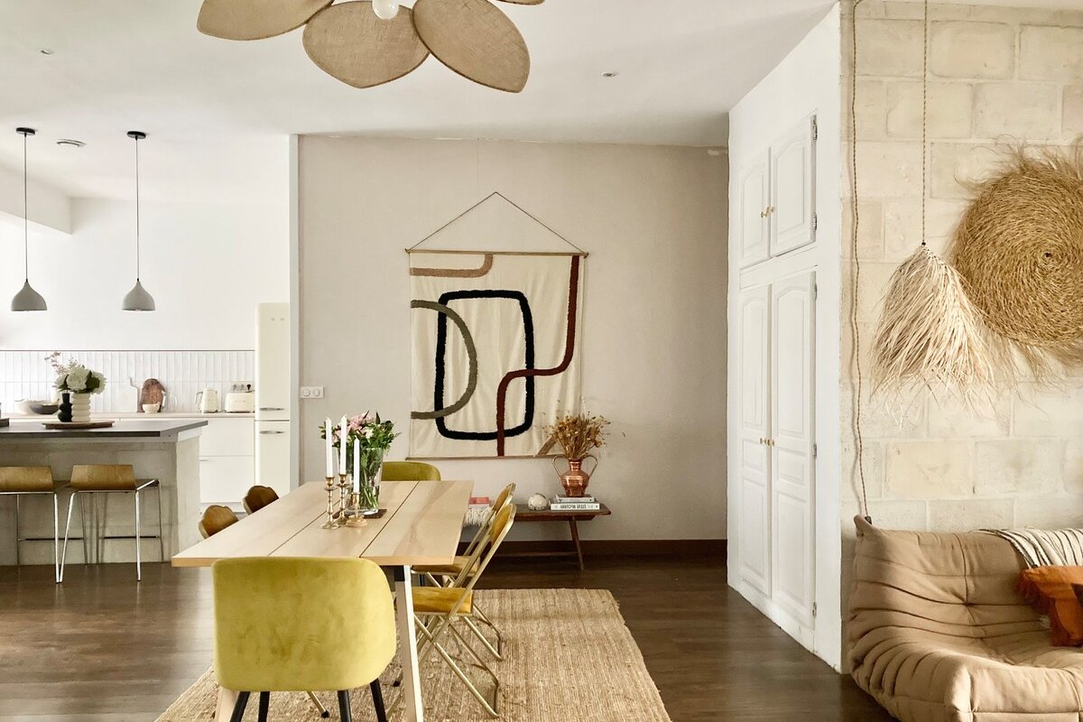 Large air-cond. villa with lodge, pool and jacuzzi gallery image 3