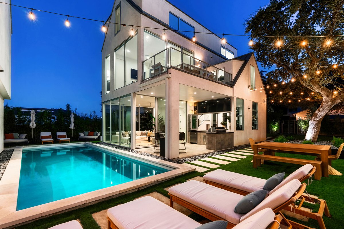 Sleeps 15, Heated Pool, Hot Tub, Golf, Game Room