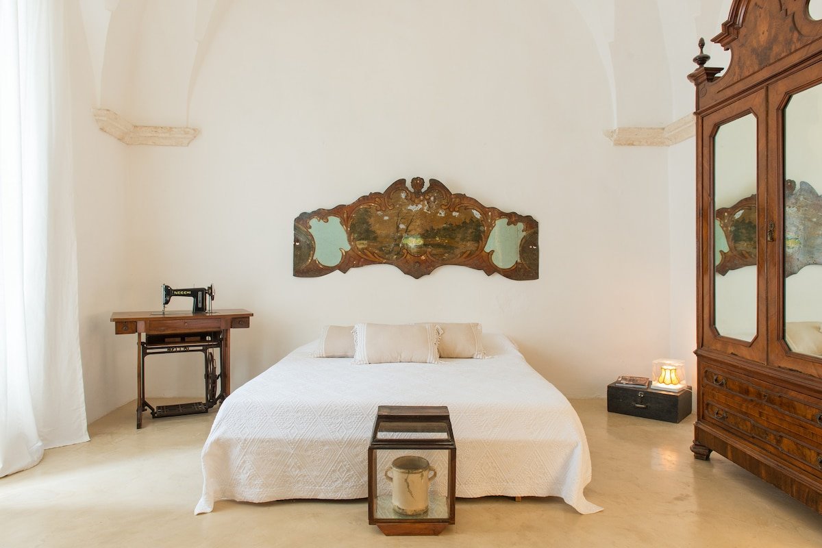 Luxury Villa | 3 Suites | Free Parking + Terrace gallery image 2