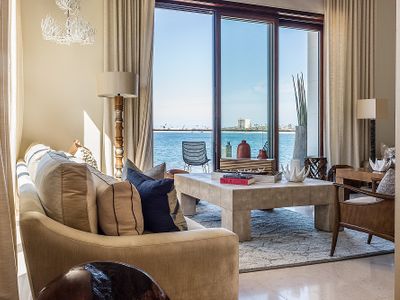 Spectacular House on the Bay