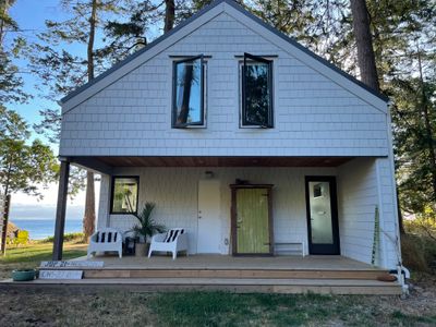 SALT Oceanfront Cottage!