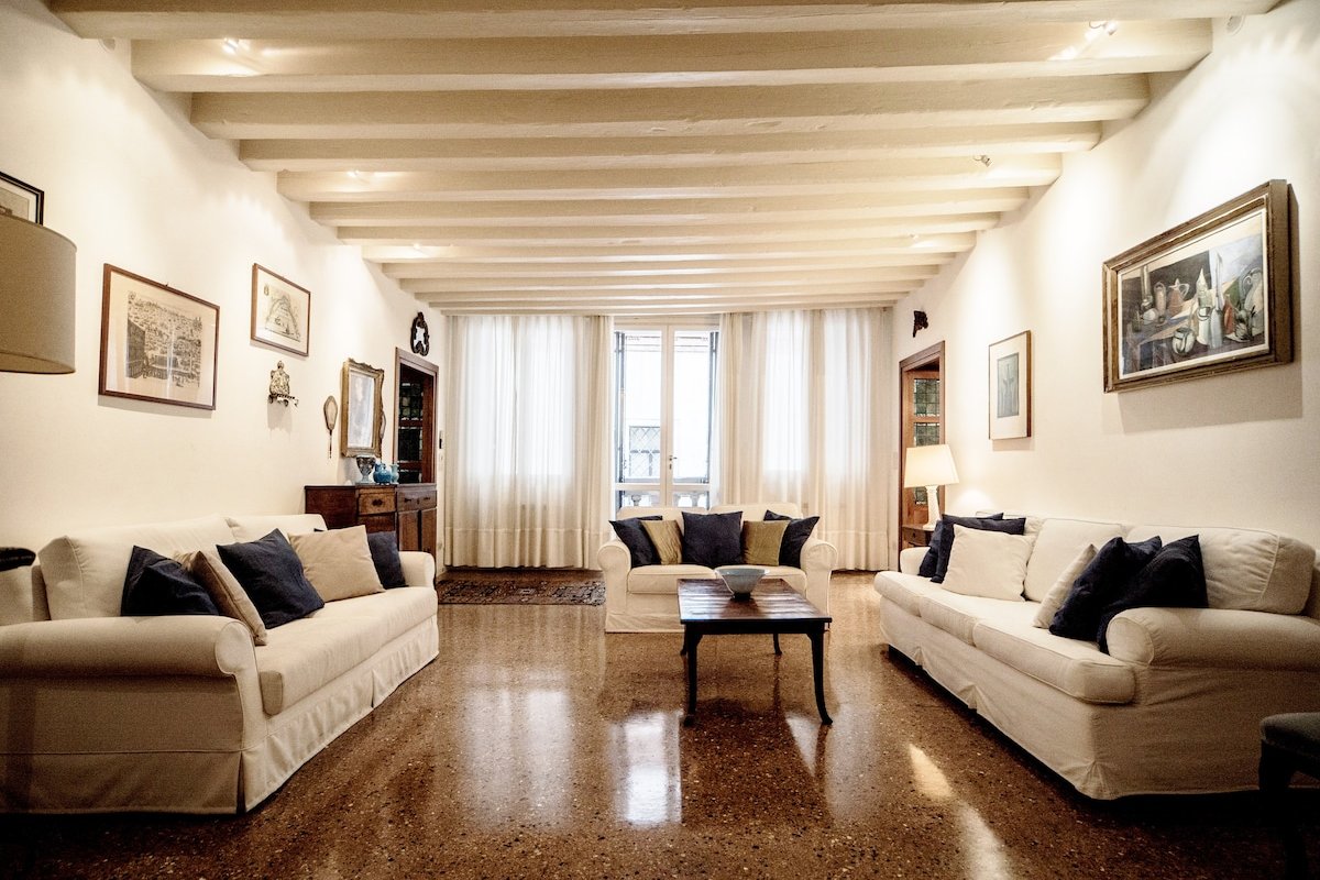 Accademia Terrazza gallery image 2