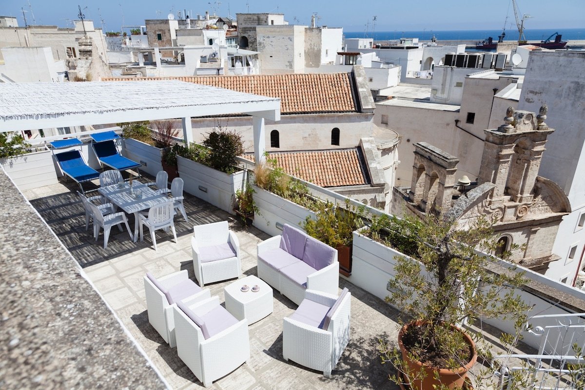 Paradiso Penthouse: Luxury Apartment Monopoli gallery image 5