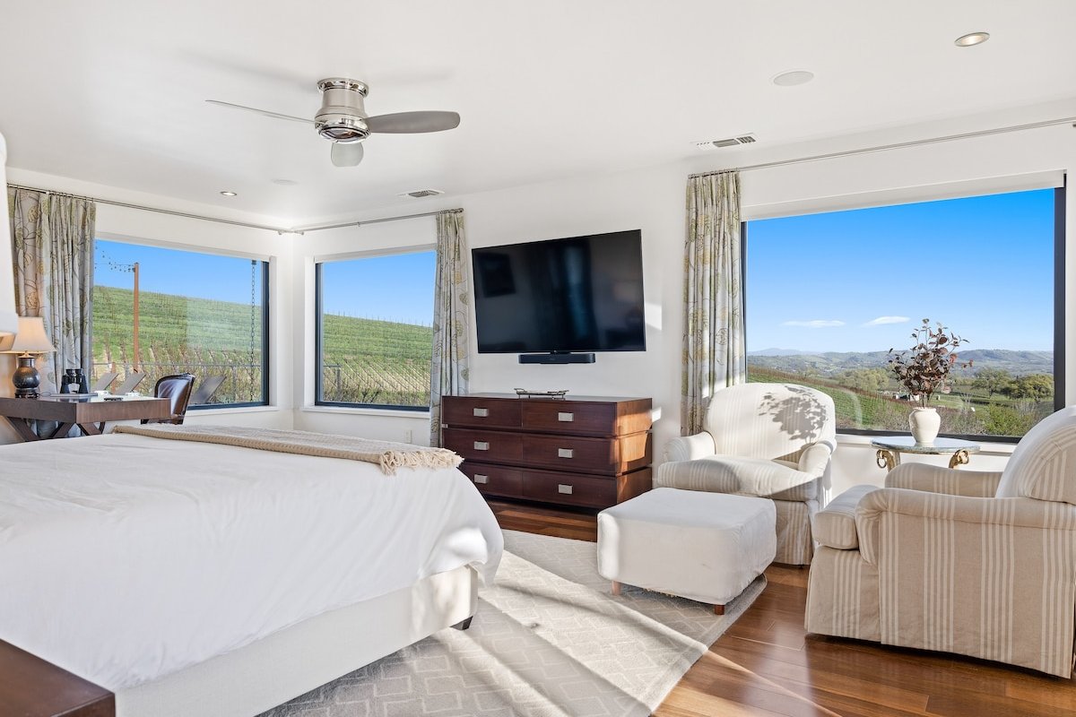 Wine Country Estate w/ Pool, Hot Tub + Firepit gallery image 4