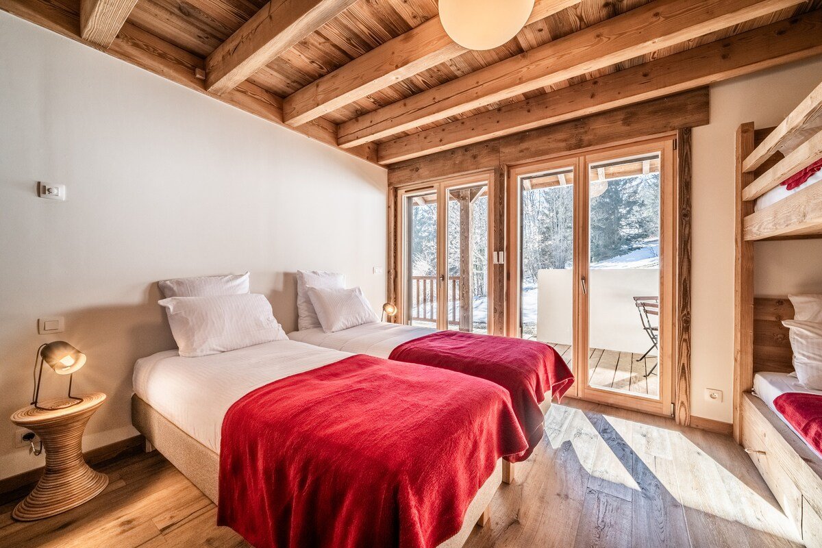 4 Mesanges – Stunning Chalet in Saint Gervais gallery image 4